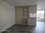 Photo - 991 N Mollison Ave Apartment Unit 04