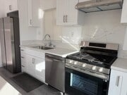 Photo - 16655 Markham St