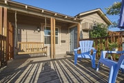 Front Deck w/ Porch swing - 4522 Alumni Ave House