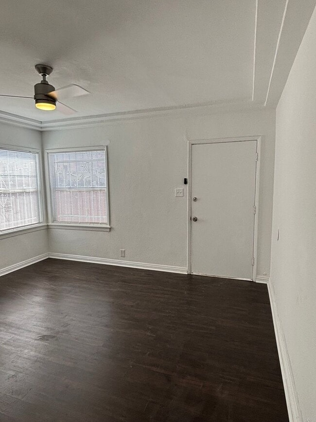 Photo - 2227 E 112th St Apartment Unit 2227