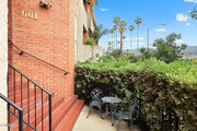 Photo - 601 S El Molino Ave Townhome