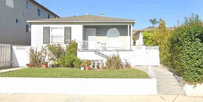 813m - 813m Apartment Unit 815