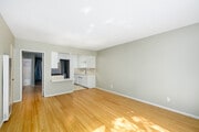 1BR, 1BA - 700SF - Living Room - 1438 10th St