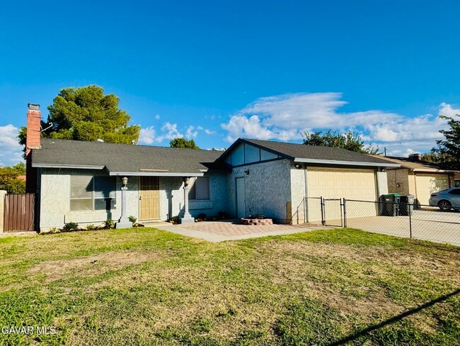 Building Photo - 43214 Archwood Way