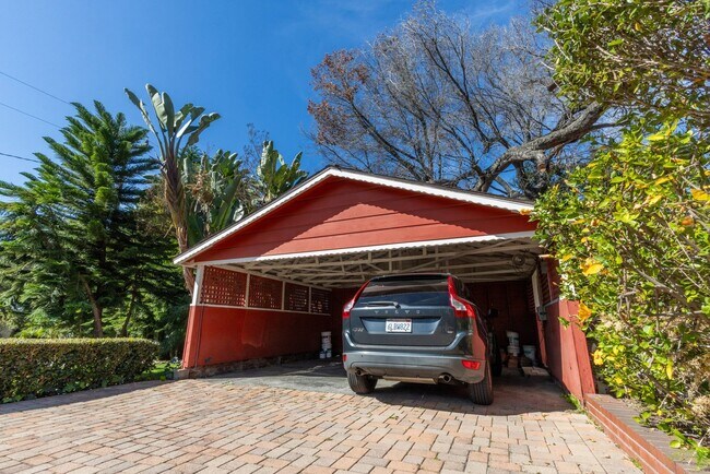 Photo - 703 Manzanita Ave Unit MAIN