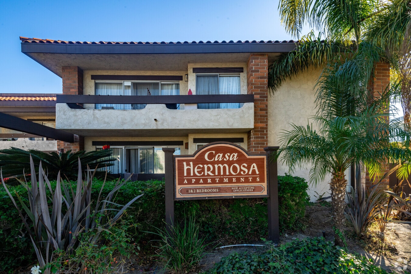 Exterior - Casa Hermosa Apartments