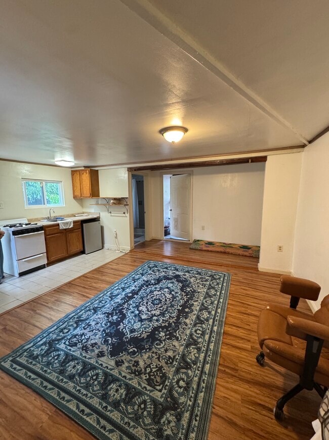 Photo - 602 W Dryden St Unit Glendale Garden Studio