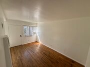 Photo - 2837 Huron St Unit 2837 1/2