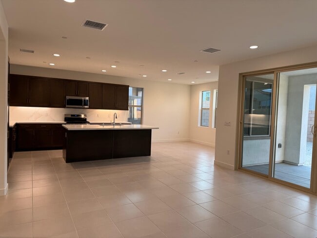 Photo - 74240 Becker St