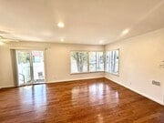 Photo - 2226 S Carmelina Ave Unit 2226