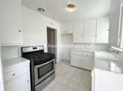 Photo - 510 Roycroft Ave