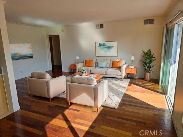 Building Photo - 702 Park Unit 305