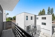 Photo - 6704 Kester Ave Townhome