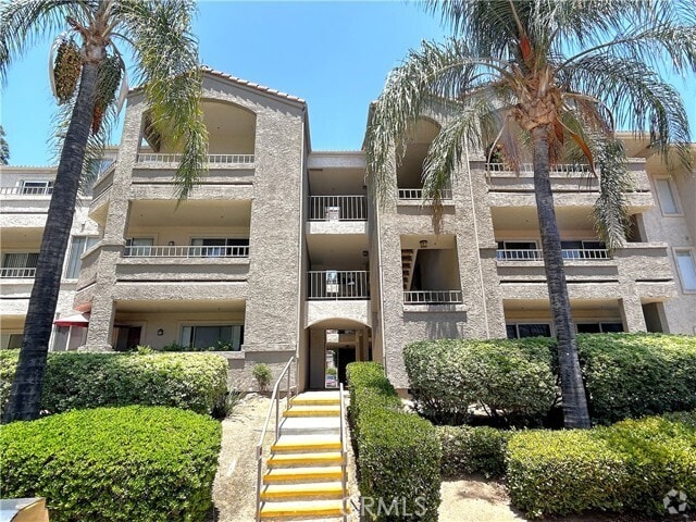 Building Photo - 1020 Vista Del Cerro Dr Unit 206 Rental