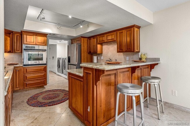 Photo - 2420 Torrey Pines Rd Unit A104