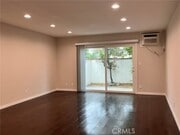 Photo - 18641 Oriente Dr