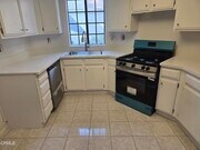 Photo - 8541 Creekside Pl