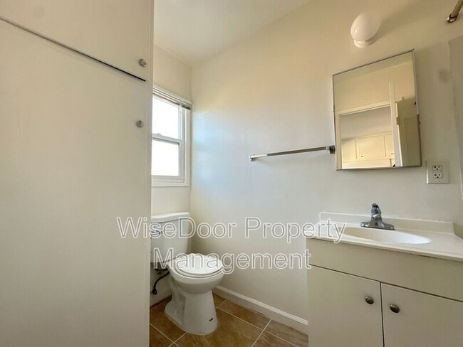 Photo - 5934 Cloverly Ave Unit C