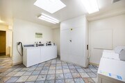 Laundry Facility - Vista Real Apartments