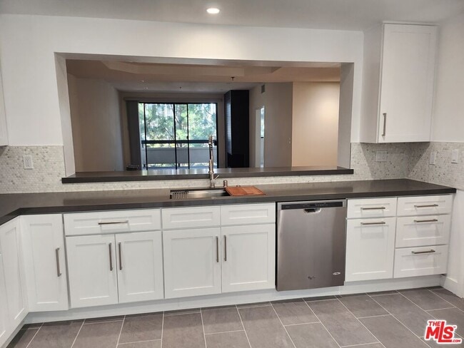 Photo - 2122 Century Park Ln Unit 213