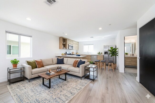 Photo - 5016 Pickford St Unit #5016