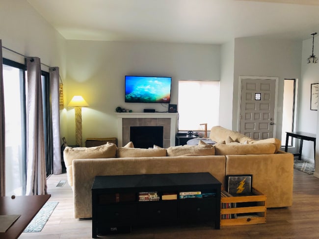 Photo - 6684 Reservoir Ln Townhome