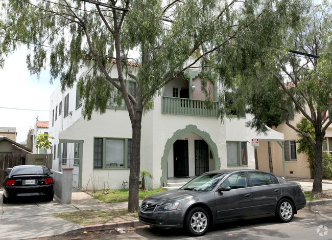 Photo - 432-446 Walnut Avenue