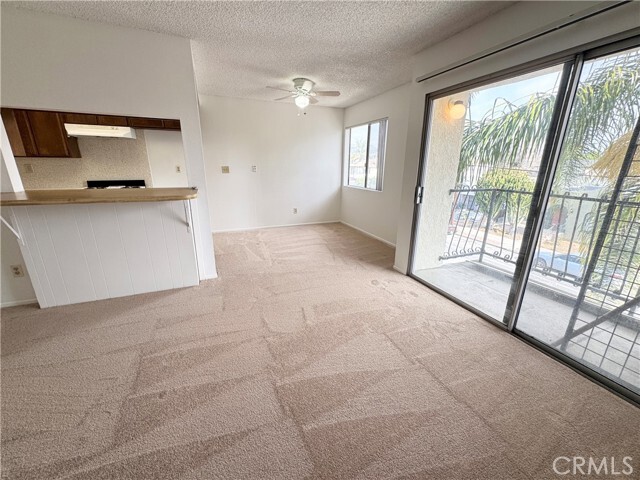 Photo - 635 W 15th St Unit 13