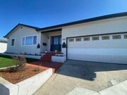 Photo - 5BD/2BA, Close to Campus!