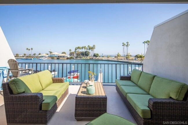 Photo - 8 Antigua Ct