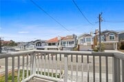 Photo - 1709 Steinhart Ave House