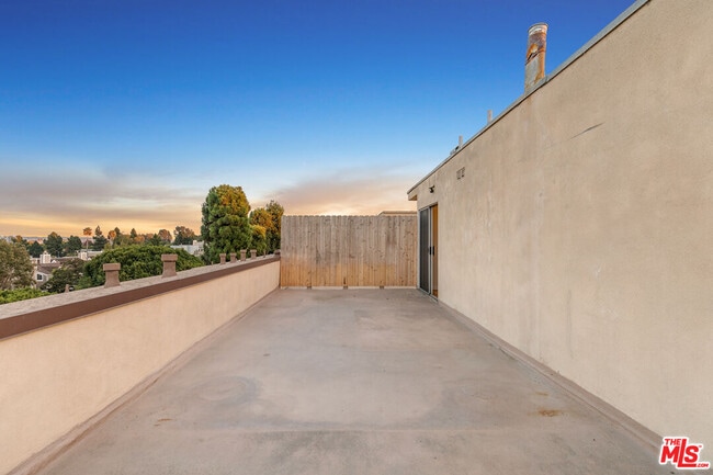 Photo - 2637 S Centinela Ave Unit 30