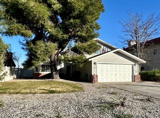 Building Photo - 12825 Amberwood Ln Rental