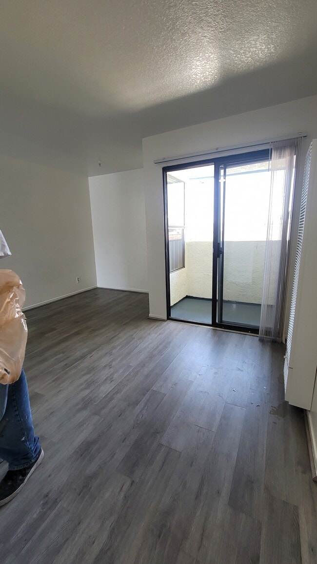 Photo - 14324 Lemoli Ave Unit 37