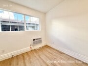 Photo - 838 Normandie Ave Unit 14