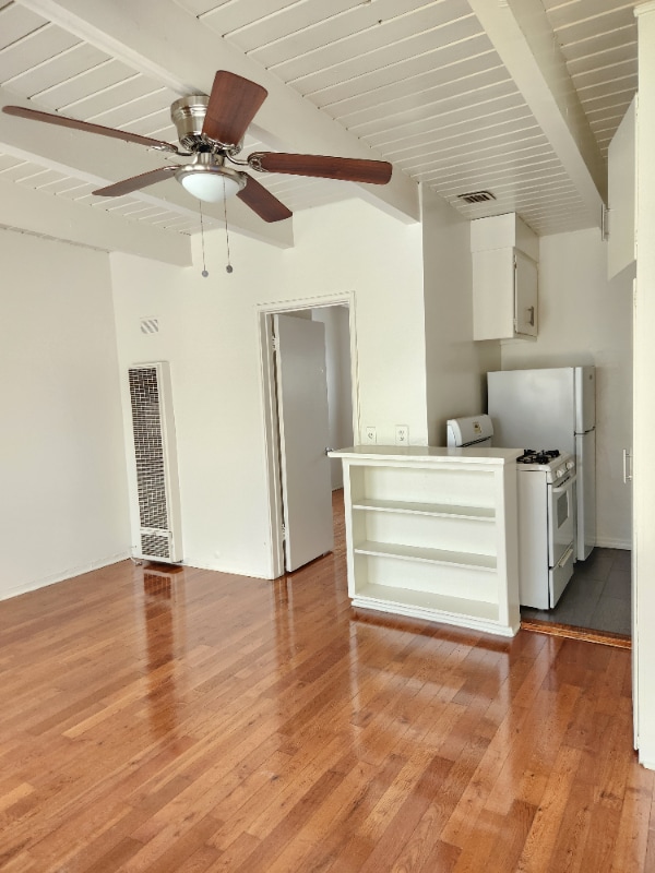 Photo - 1909 Beachwood Dr Apartment Unit 18