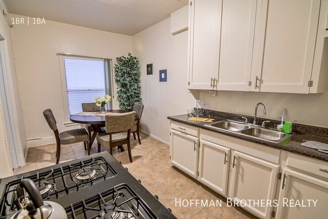 Building Photo - 5231 Monte Vista St Unit 311