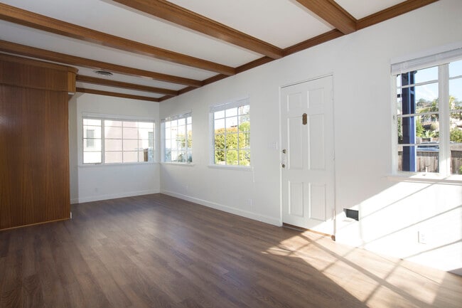 Photo - 1344 Torrey Pines Rd
