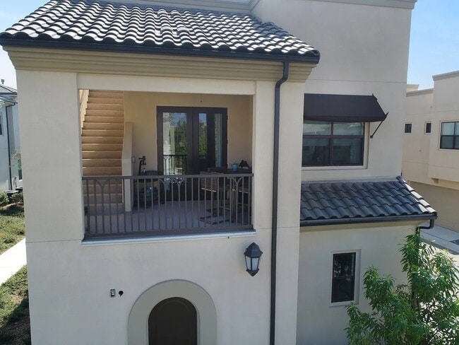 Photo - 168 Follyhatch