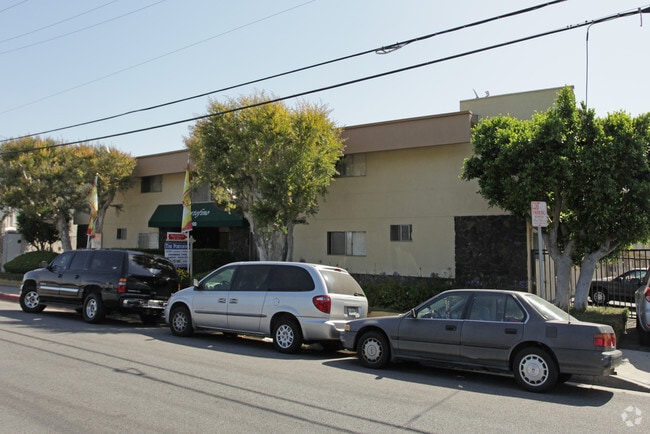 Photo - 14000 Cordary Ave.