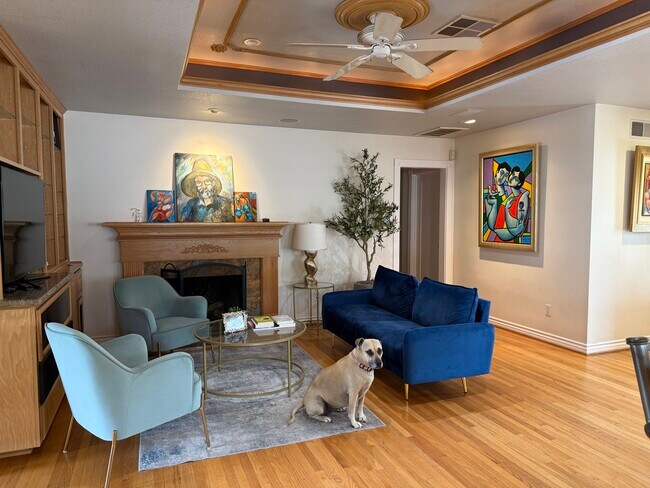 Photo - 632 W Palm Ave