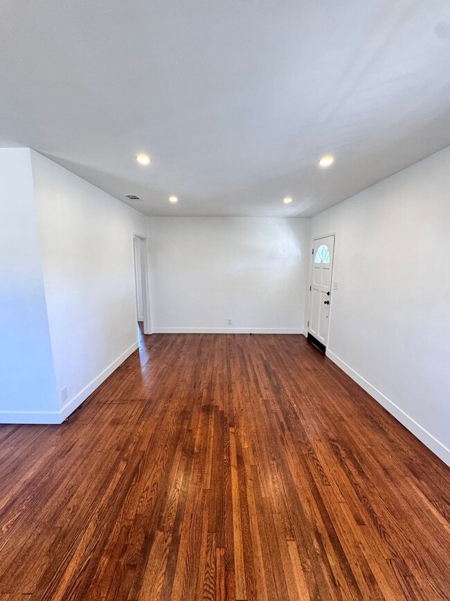Photo - 5833 E Parapet St