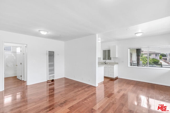 Photo - 917 N Cedar St Condo Unit 3
