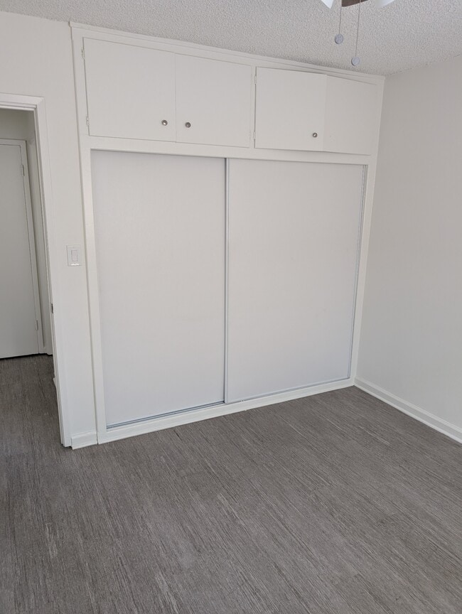 Photo - Oasis Apartments