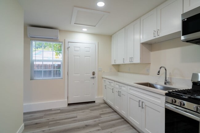 Building Photo - 4953 Baja Ct