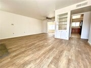 Photo - 26632 Oakmont Dr House