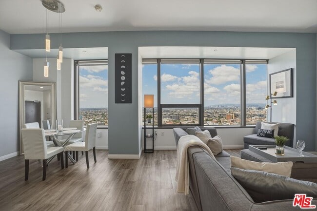 Photo - 1100 Wilshire Blvd Unit 2201