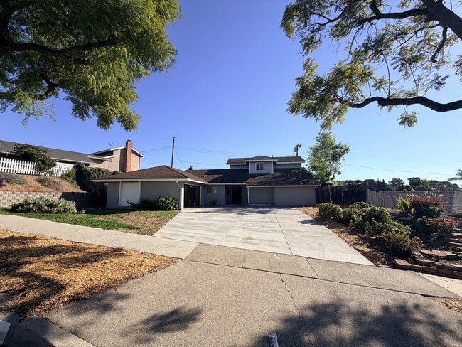 Building Photo - 1624 Mimosa Pl