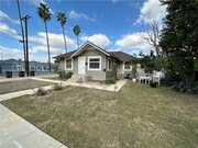 Photo - 633 W Maple Ave