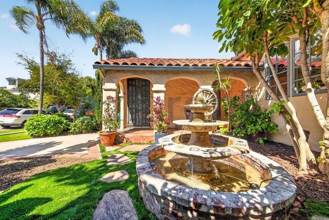 Photo - 2940 Cardiff Ave